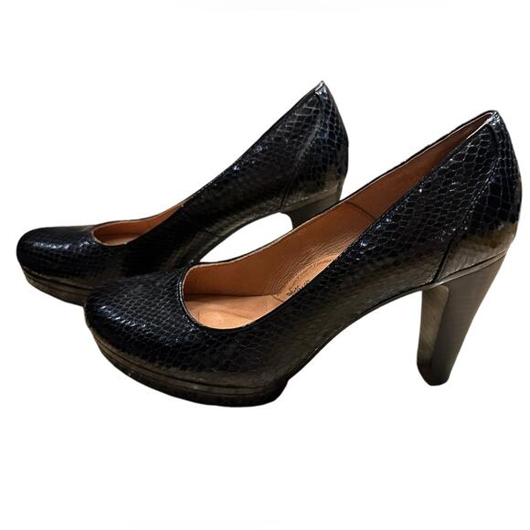 Sofft Women’s Black Leather Snakeskin Print Pumps with small Platform Size 9 - Picture 5 of 12